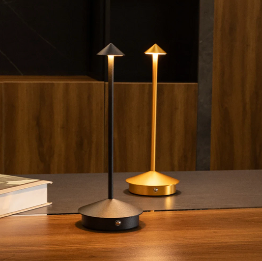 Lampe de Table LED, Rechargeable en Forme de Flèche